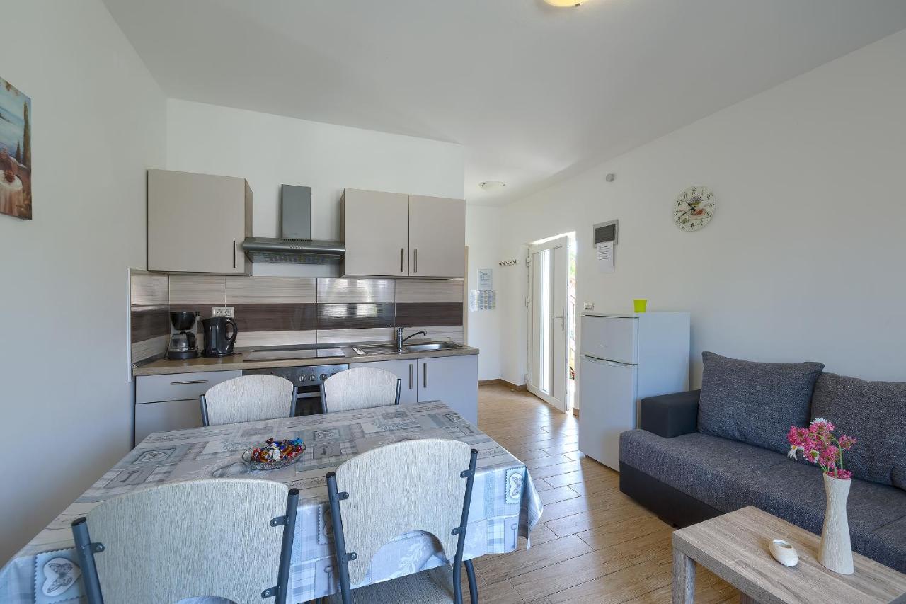 Apartman Mishel 2 Fažana Exterior foto